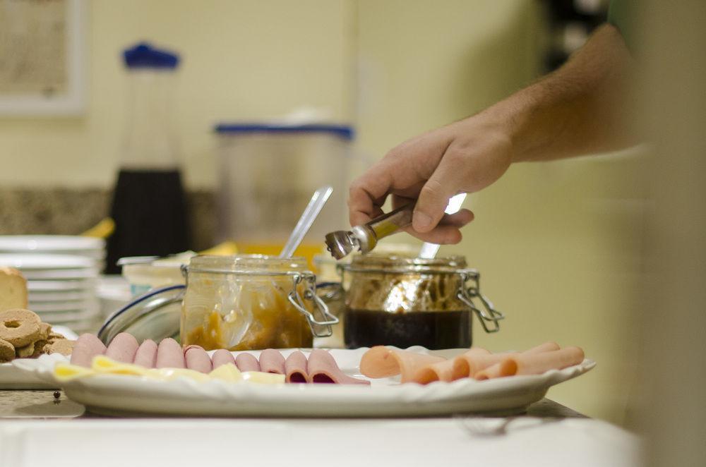 Nhtel Acomodacoes Novo Hamburgo Bagian luar foto